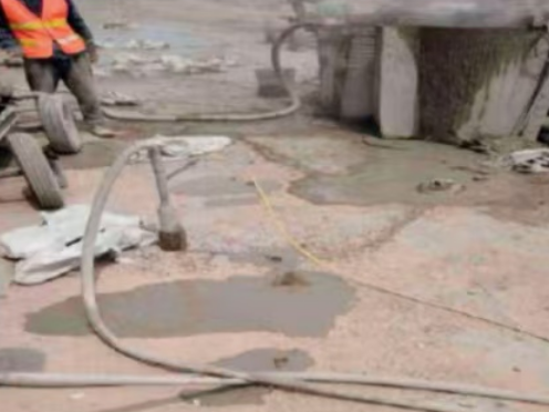 市北水泥混凝土路面板底注浆技术 路面脱空注浆整治方案